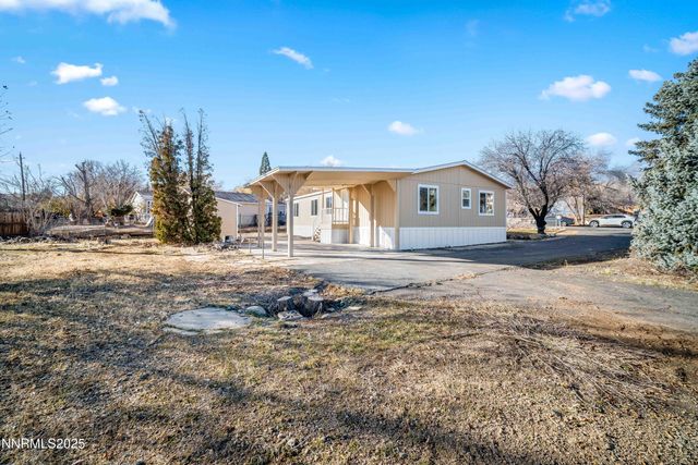 4688 E Leonesio Drive, Sun Valley, NV 89433