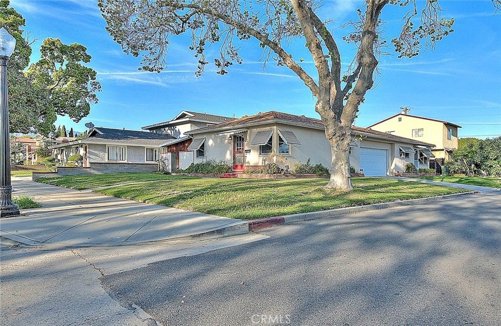 Image 2 of property listing at 5804 Primrose, Temple City, CA 91780