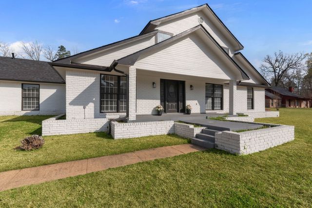 4131 Waller Drive, Shreveport, LA 71119