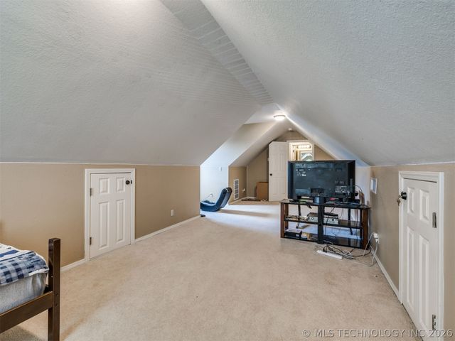 2218 S 113th West Court, Sapulpa, OK 74066