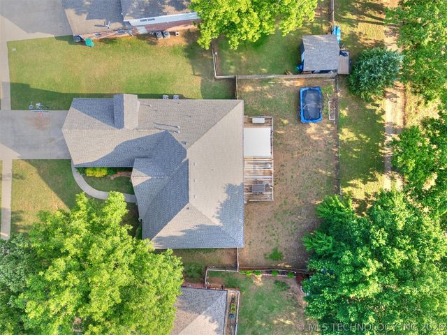 2218 S 113th West Court, Sapulpa, OK 74066