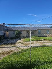 6537 Columbus Avenue, Van Nuys, CA 91411