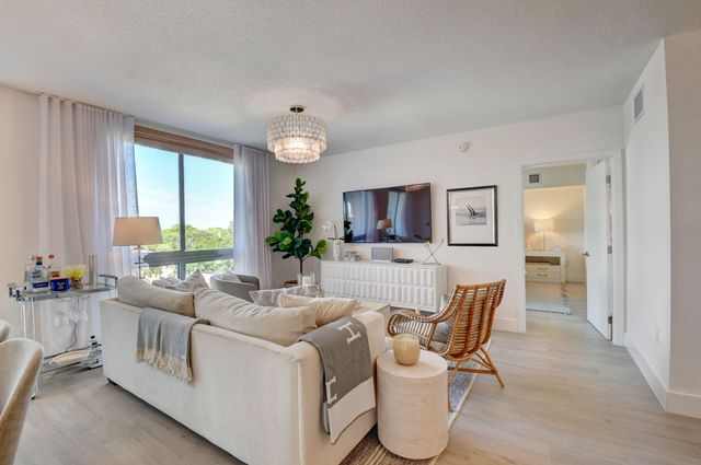 111 SE 1st Avenue 408, Delray Beach, FL 33444