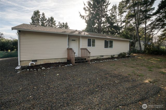 465 Centaurus Avenue SW, Ocean Shores, WA 98569