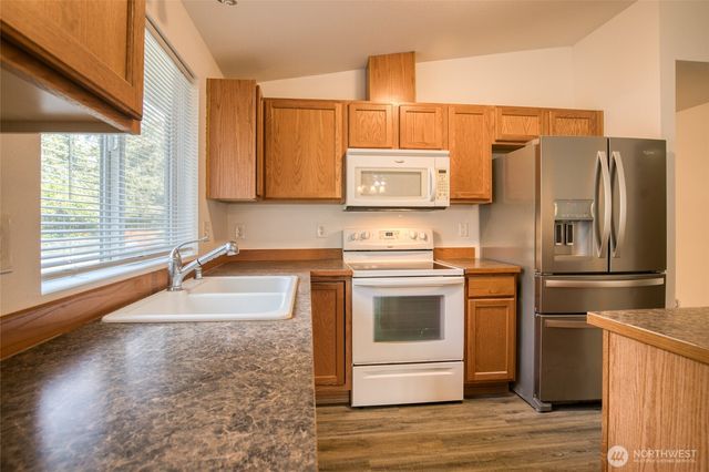 465 Centaurus Avenue SW, Ocean Shores, WA 98569