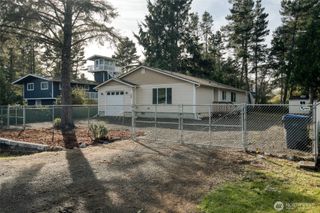 465 Centaurus Avenue SW, Ocean Shores, WA 98569