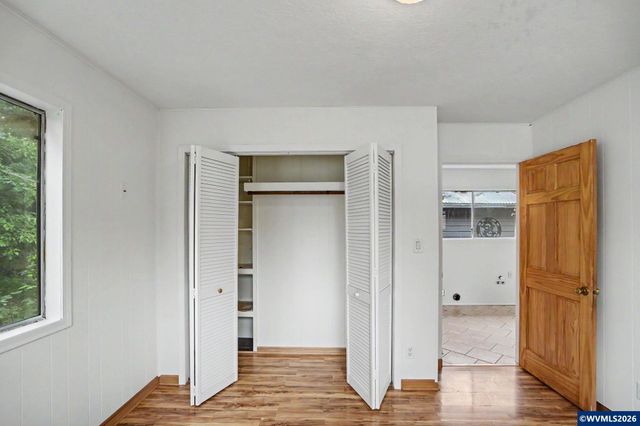 508 S 2nd St, Silverton, OR 97381