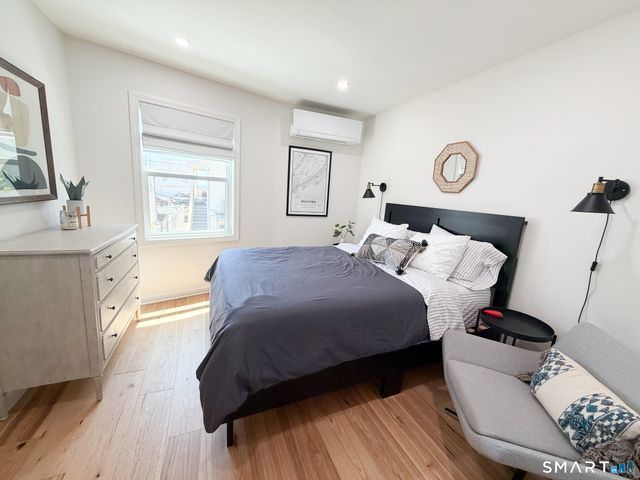 9 Hanover Street, Milford, CT 06460