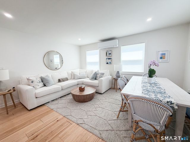 9 Hanover Street, Milford, CT 06460