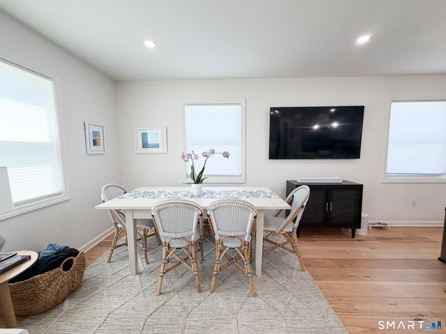 9 Hanover Street, Milford, CT 06460