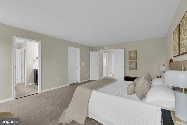 25284 ARROWROOT TER, Chantilly, VA 20152