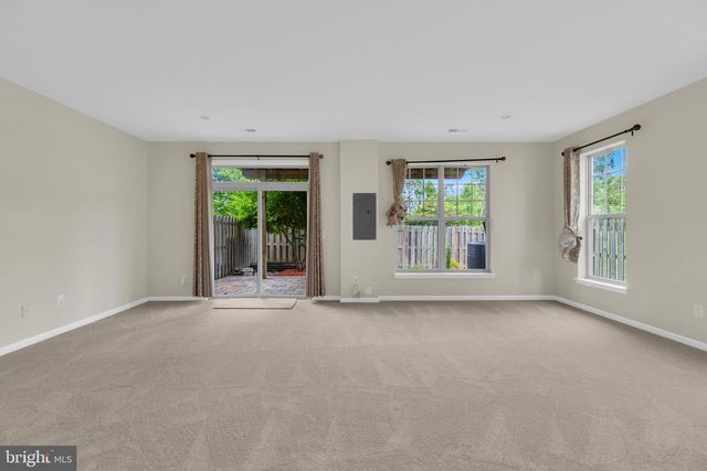 25284 ARROWROOT TER, Chantilly, VA 20152