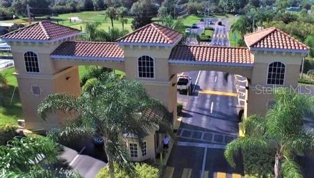 2052 INVERNESS GREENS DRIVE, Sun City Center, FL 33573