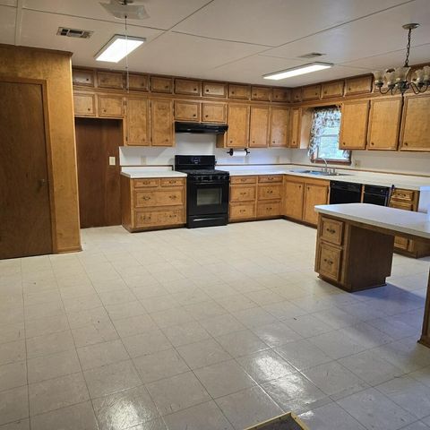 210 Magnolia Cove, Onalaska, TX 77360