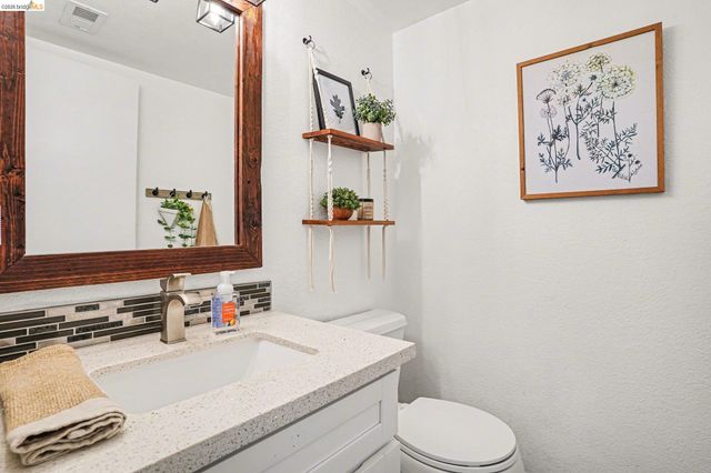 1913 Monterey Dr, Livermore, CA 94551