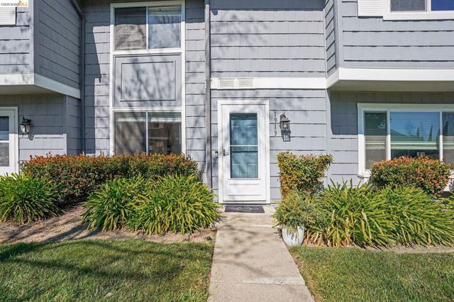 1913 Monterey Dr, Livermore, CA 94551