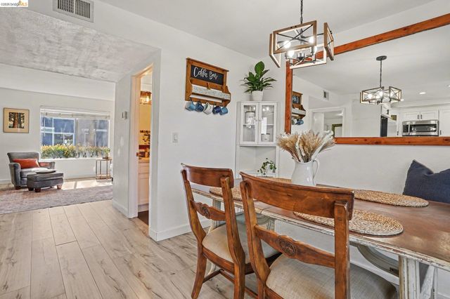 1913 Monterey Dr, Livermore, CA 94551