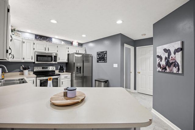 1067 Ashley Way, Lawrenceburg, KY 40342