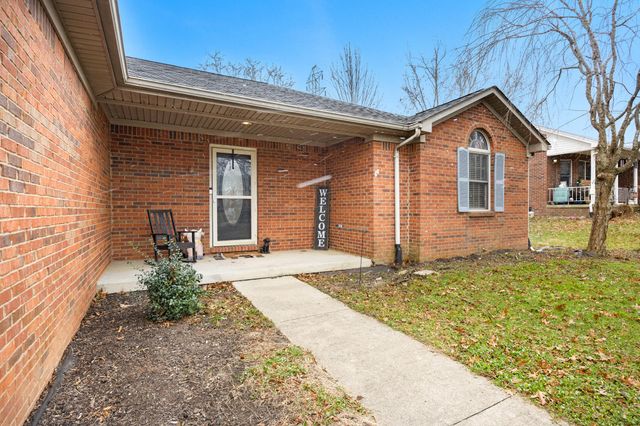 1067 Ashley Way, Lawrenceburg, KY 40342