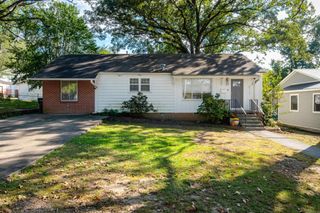 6717 Kavanaugh Place, Little Rock, AR 72207