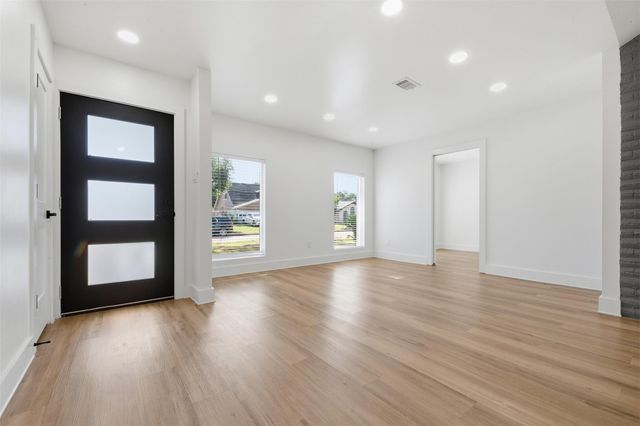 9622 Clanton Street, Houston, TX 77080