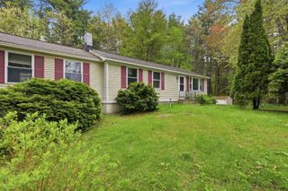 34 West Road, Londonderry, NH 03053
