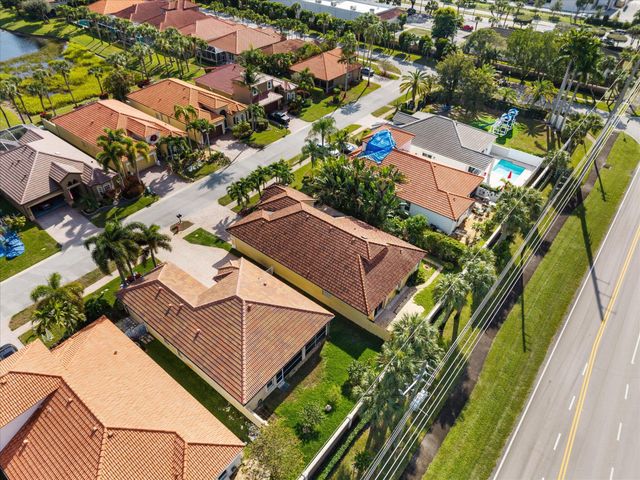 8085 Saw Palmetto Lane, Boynton Beach, FL 33436