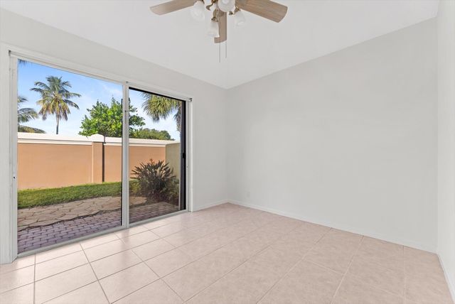 8085 Saw Palmetto Lane, Boynton Beach, FL 33436