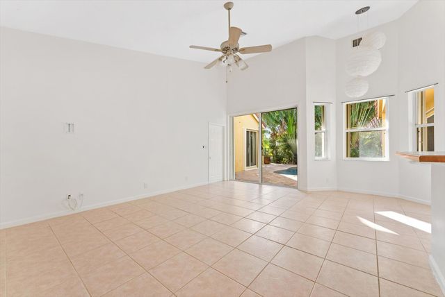 8085 Saw Palmetto Lane, Boynton Beach, FL 33436