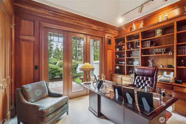 406 Windsor Dr SE, Sammamish, WA 98074