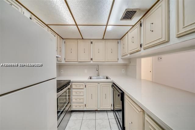 4848 NW 24th Court 230, Lauderdale Lakes, FL 33313