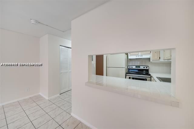 4848 NW 24th Court 230, Lauderdale Lakes, FL 33313