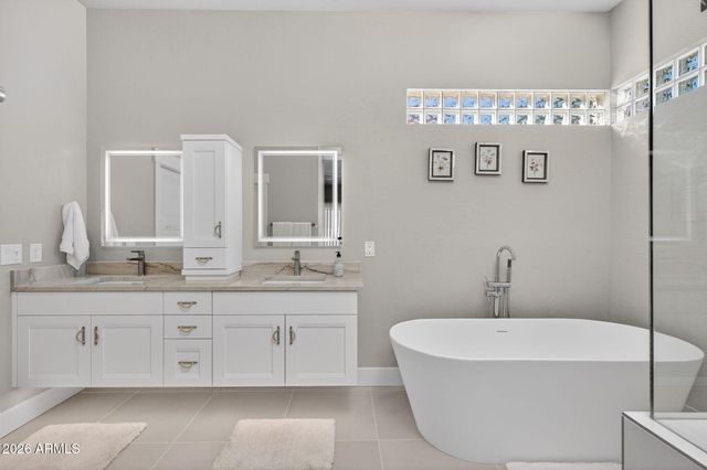 7700 E PRINCESS Drive 6, Scottsdale, AZ 85255