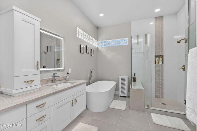 7700 E PRINCESS Drive 6, Scottsdale, AZ 85255