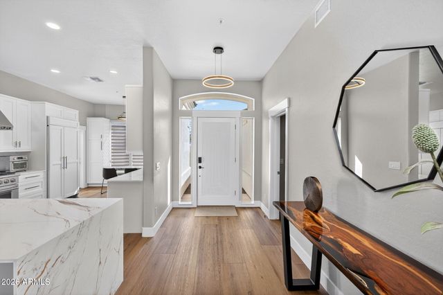 7700 E PRINCESS Drive 6, Scottsdale, AZ 85255