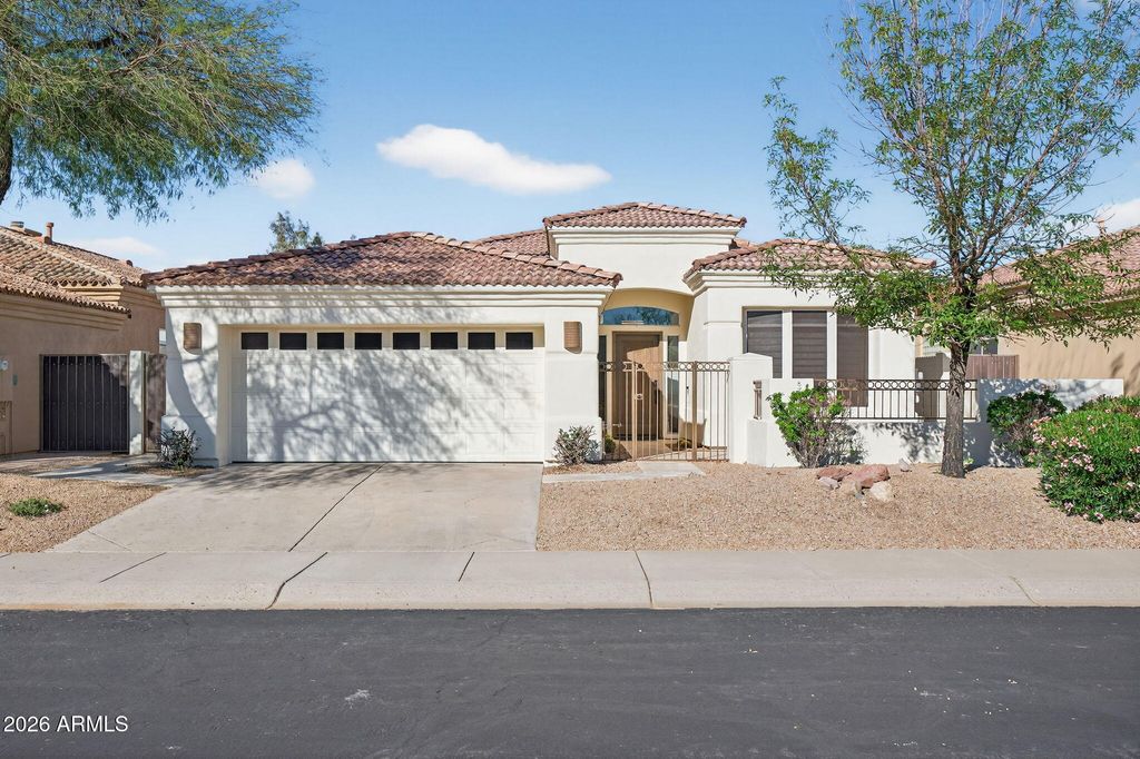 7700 E PRINCESS Drive 6, Scottsdale, AZ 85255