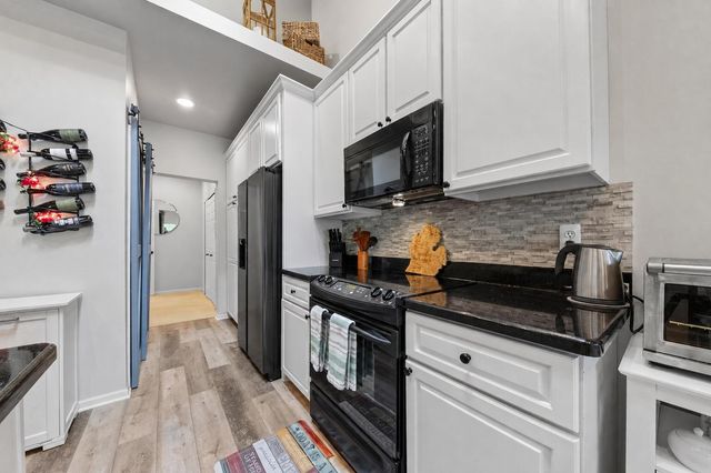 1684 Cassady Place, Plymouth, MI 48170