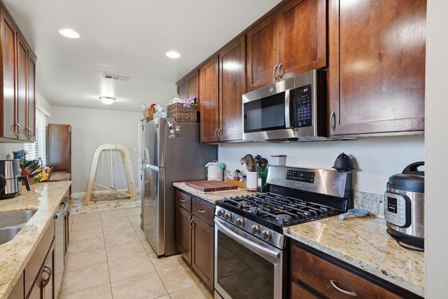 8859 Mohawk Way, Fair Oaks, CA 95628