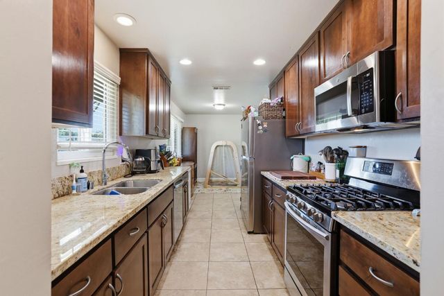 8859 Mohawk Way, Fair Oaks, CA 95628