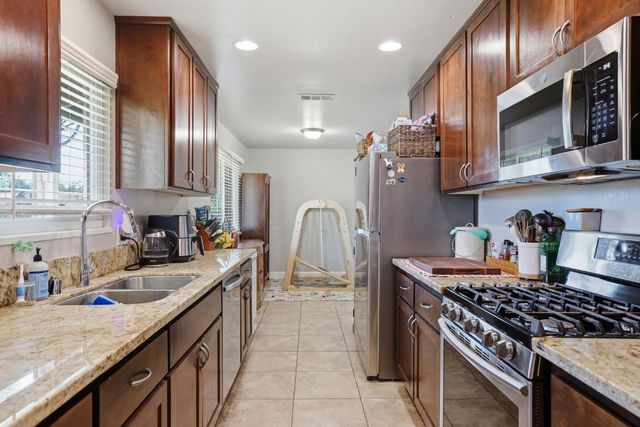 8859 Mohawk Way, Fair Oaks, CA 95628