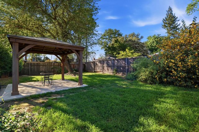 8859 Mohawk Way, Fair Oaks, CA 95628