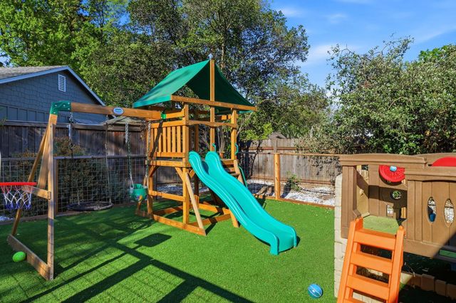 8859 Mohawk Way, Fair Oaks, CA 95628