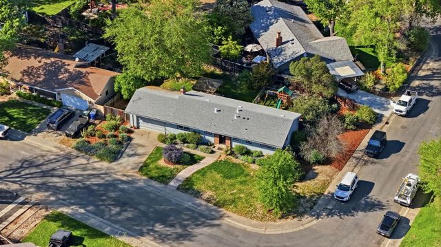 8859 Mohawk Way, Fair Oaks, CA 95628