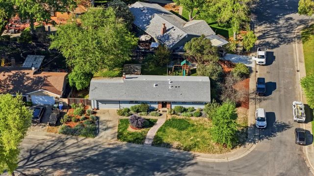 8859 Mohawk Way, Fair Oaks, CA 95628