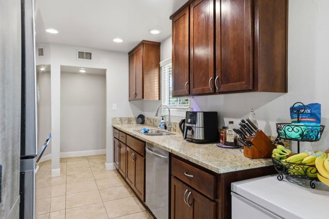 8859 Mohawk Way, Fair Oaks, CA 95628