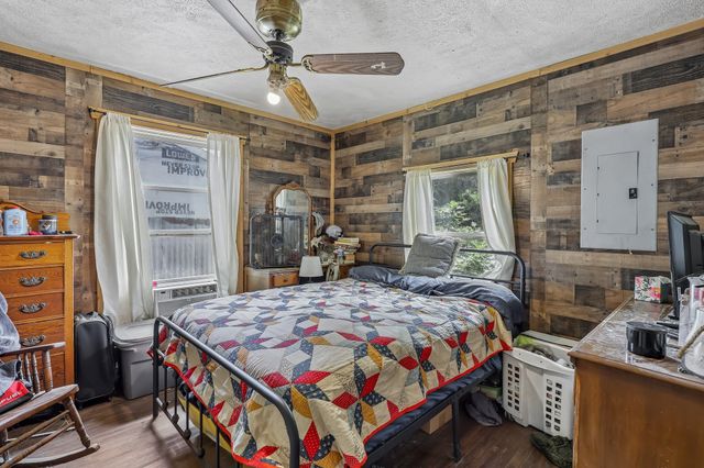 9490 County Road 443, Princeton, TX 75407