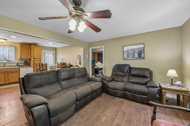 9490 County Road 443, Princeton, TX 75407