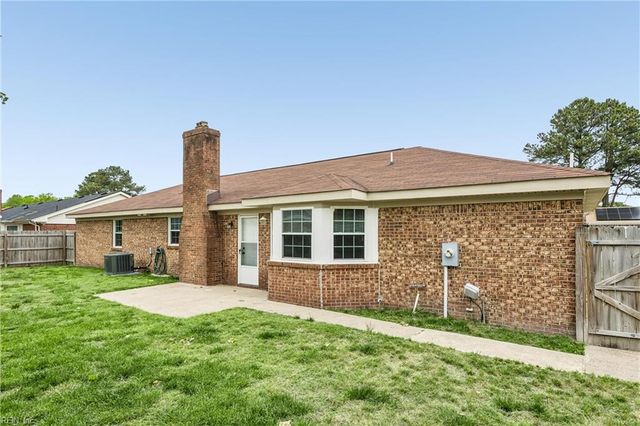 1416 Cole DR, Chesapeake, VA 23320