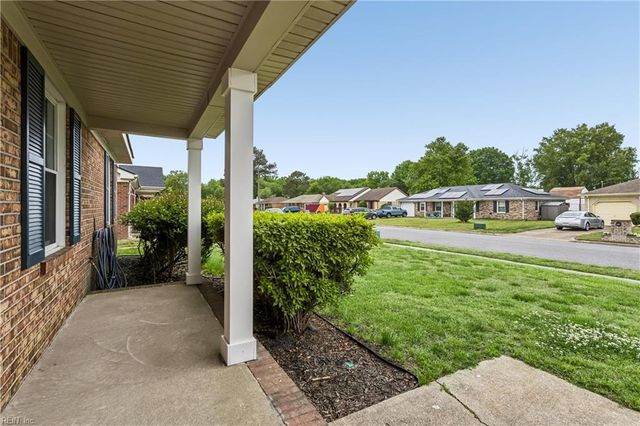 1416 Cole DR, Chesapeake, VA 23320