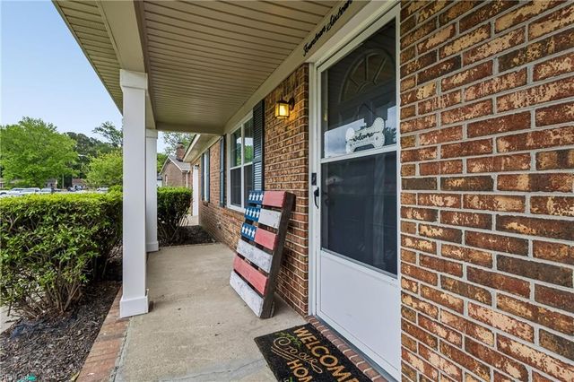 1416 Cole DR, Chesapeake, VA 23320